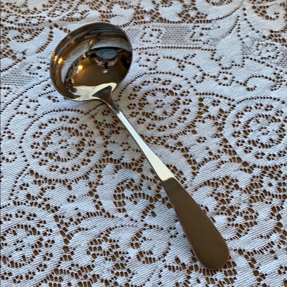 Vintage International Silver Co. Silver-Plated Gravy Ladle